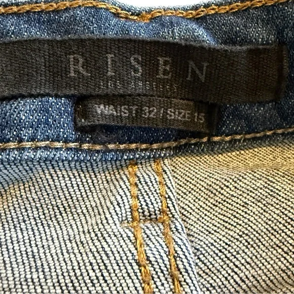 Risen High Rise Distressed Relaxed Fit Skinny Jeans Women’s  size 32/15 - Picture 8 of 14